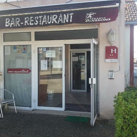 Hotel Restaurant Le Chalet Cabariot Exterior foto